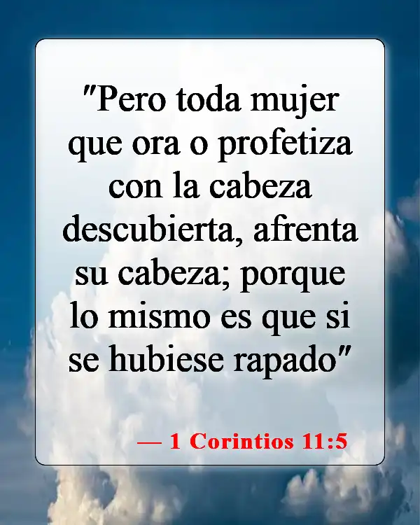 Versículos de la Biblia sobre cubrirse la cabeza (1 Corintios 11:5)