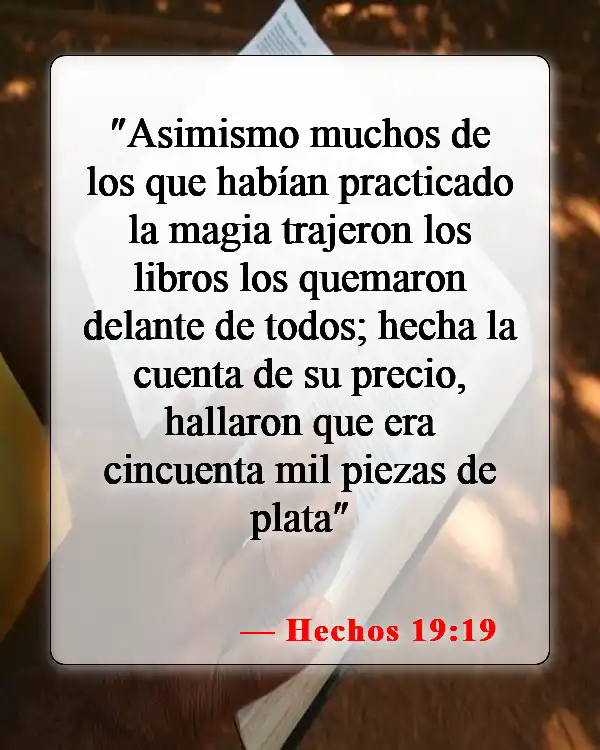 Versículos bíblicos sobre la magia (Hechos 19:19)